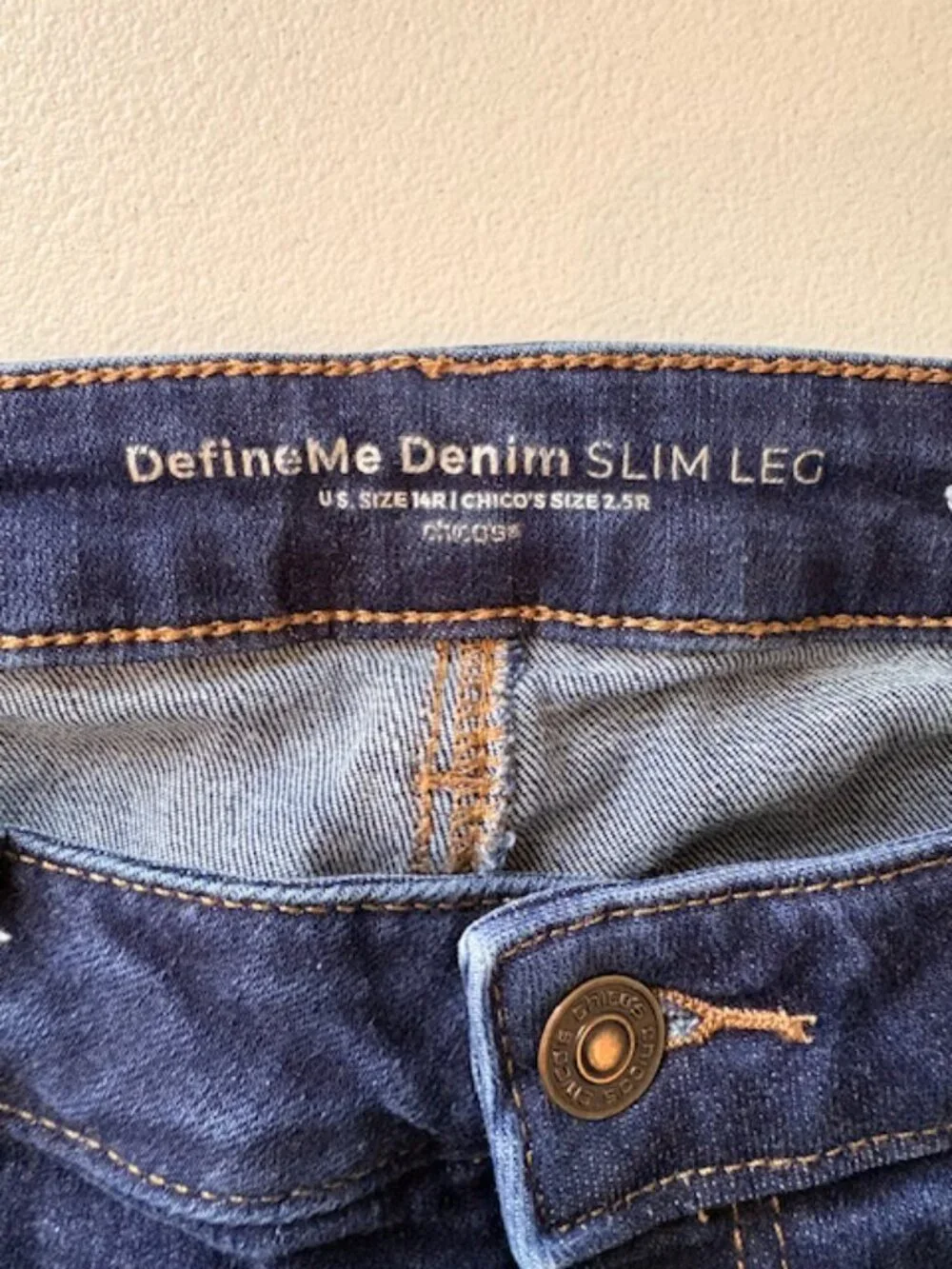 Chico’s Define Me Denim Slim Leg Dark Wash Mid Rise 14R Womens Jeans EUC - Picture 4 of 6